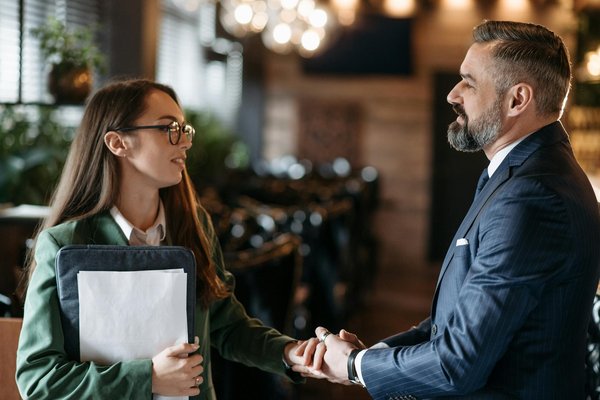 Booster les ventes : guide de formation commerciale et coaching efficace